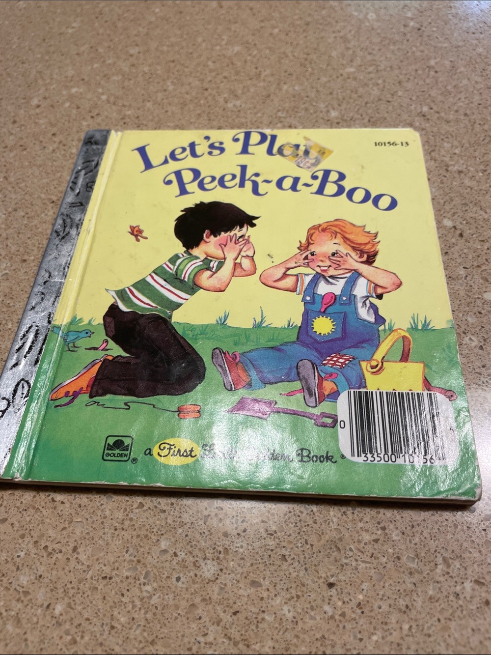 Let's Play Peek-a-Boo Board Book - Yellow & Green Cover